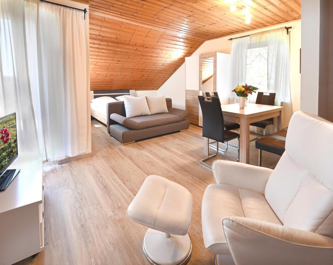 Pension Schoepke Bad Staffelstein Esterno foto